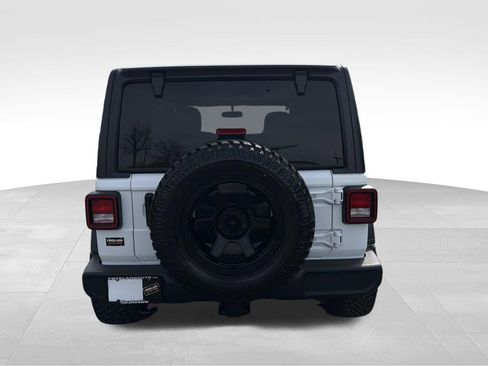 Used 2021 Jeep Wrangler Sport S image 4