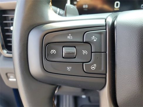 Used 2024 GMC Sierra 1500 AT4 w/ AT4 Preferred Package image 12