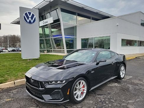 Used 2024 Ford Mustang GT Premium image 1
