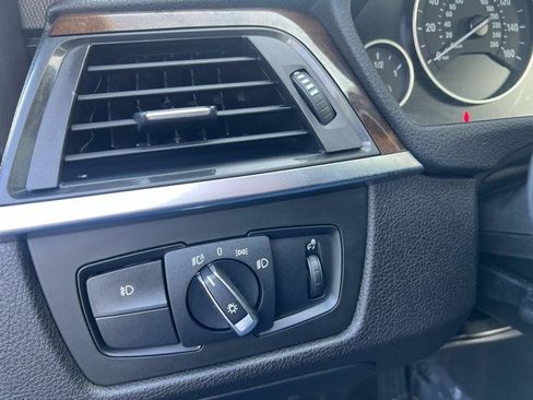 Used 2015 BMW 328i xDrive Sedan AWD/4WD image 23