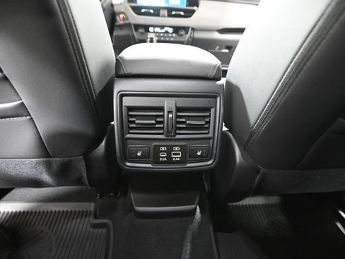 Certified 2026 Subaru Outback Limited AWD/4WD image 30