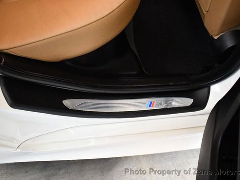 Used 2010 BMW 535i xDrive Sedan w/ M Sport Pkg image 19