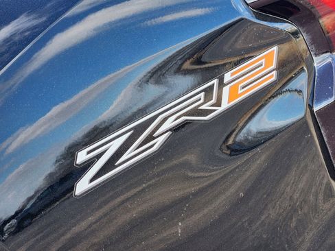 Used 2024 Chevrolet Colorado ZR2 w/ Safety Package image 12