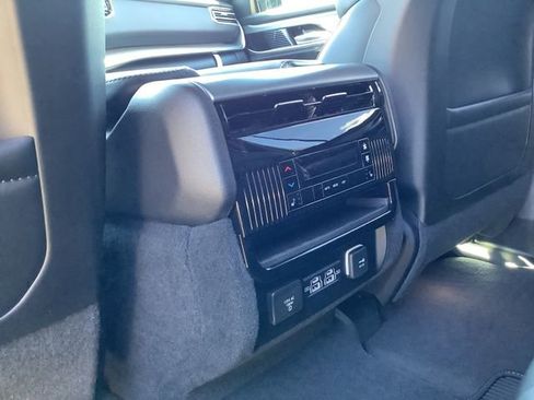 New 2026 Jeep Grand Wagoneer Limited AWD/4WD image 28