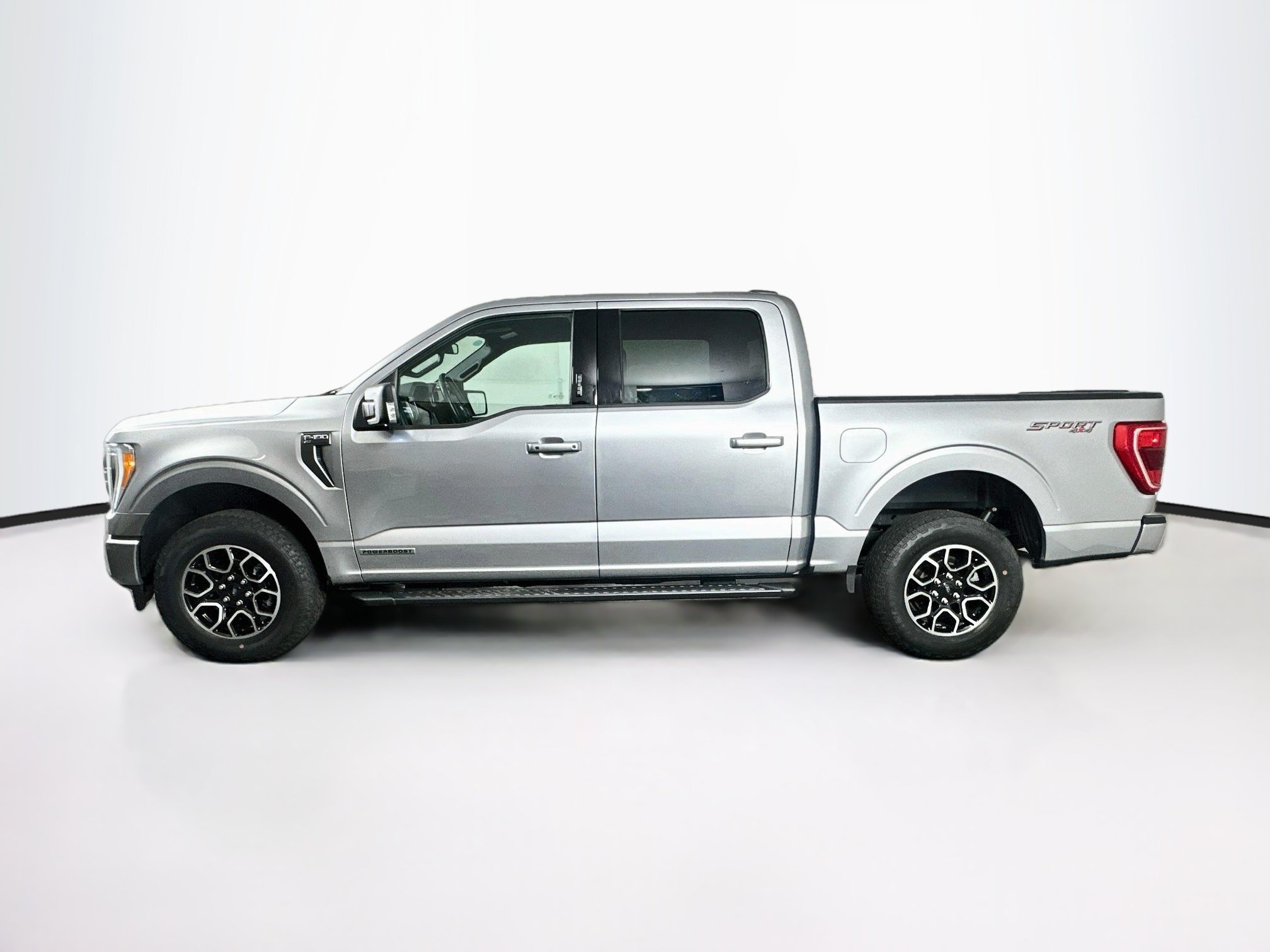 Used 2023 Ford F150 XLT w/ Equipment Group 302A High AWD/4WD image 4