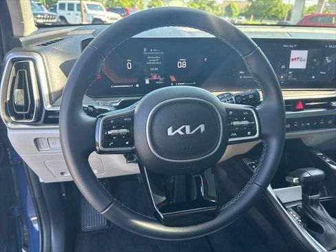 Used 2025 Kia Sorento X-Line EX AWD/4WD image 14