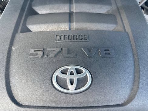 Used 2019 Toyota Tundra Platinum AWD/4WD image 53