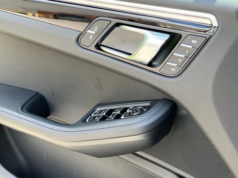 Certified 2026 Porsche Macan Turbo AWD/4WD image 37