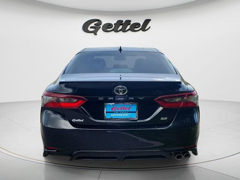 Certified 2022 Toyota Camry SE w/ Convenience Package FWD image 6