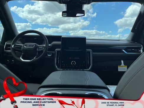 New 2026 GMC Yukon XL Elevation image 16