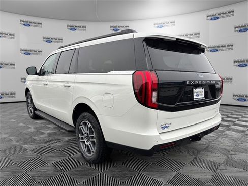 New 2025 Ford Expedition Max Active image 3