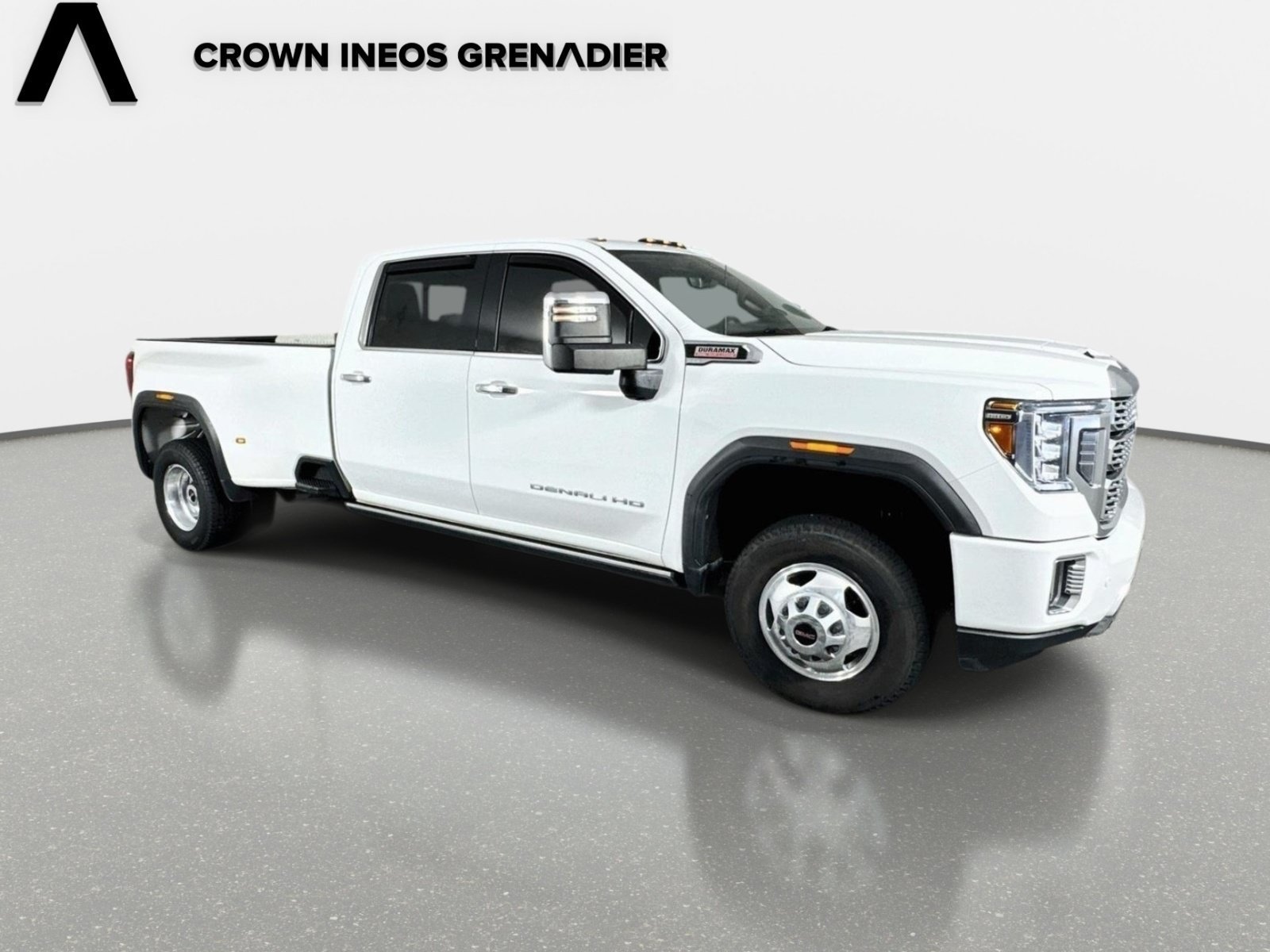 Used 2021 GMC Sierra 3500 Denali w/ Denali Ultimate Package AWD/4WD image 3