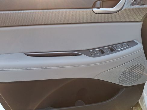 Certified 2025 Hyundai Palisade SEL FWD image 13