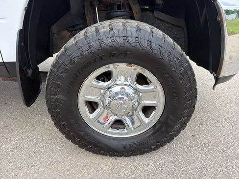 Used 2017 RAM 2500 SLT AWD/4WD image 26