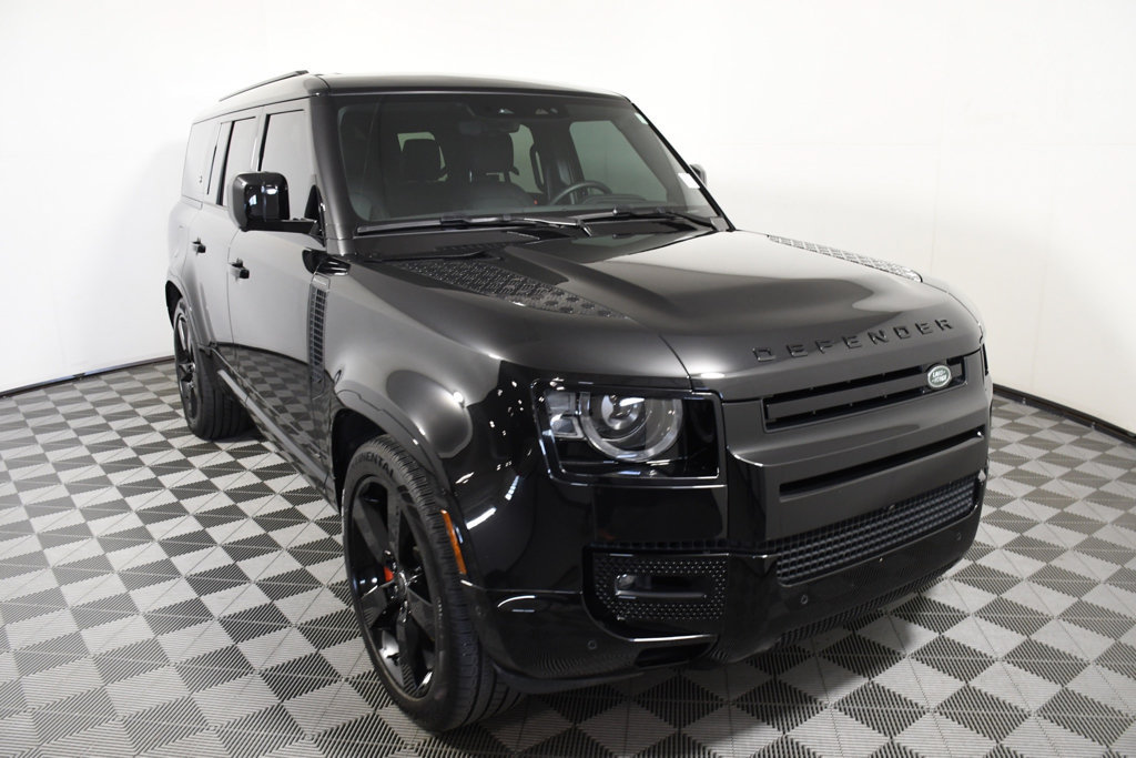 Used 2024 Land Rover Defender 130 X AWD/4WD image 9