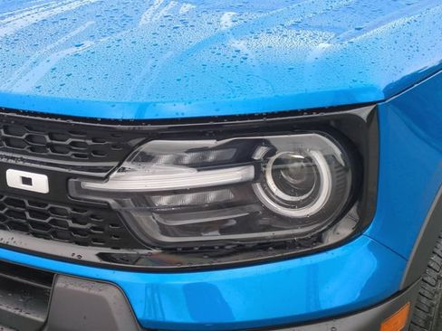Certified 2025 Ford Bronco Sport Outer Banks w/ Outer Banks Tech Package+ AWD/4WD image 9
