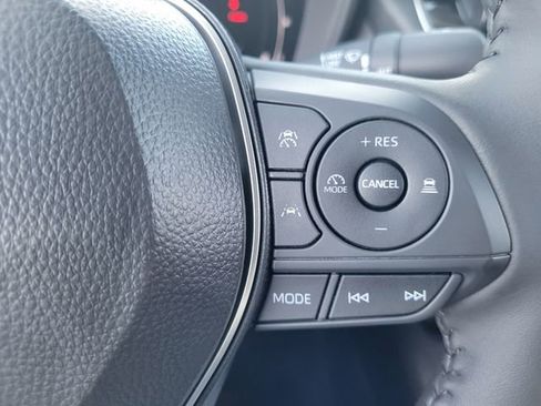 Used 2026 Toyota Corolla SE image 18