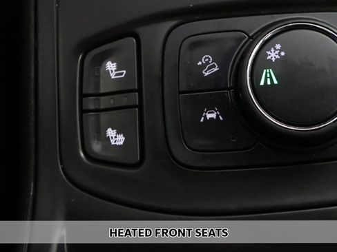 Used 2022 GMC Terrain SLE w/ Driver Convenience Package image 6