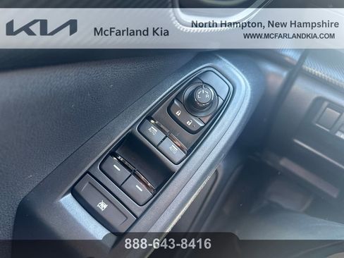 Used 2024 Subaru Crosstrek 2.0i Premium AWD/4WD image 12