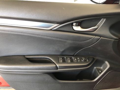 Used 2016 Honda Civic Touring image 35