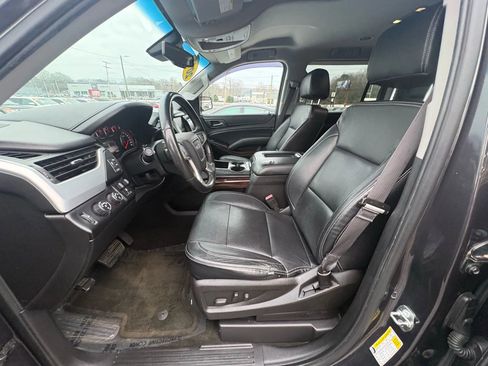 Used 2016 GMC Yukon XL SLE w/ HD Trailering Package image 25
