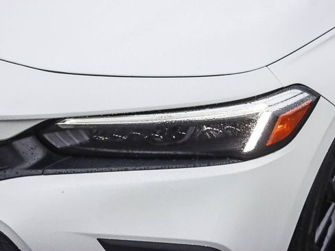 Used 2024 Honda Civic Sport image 7