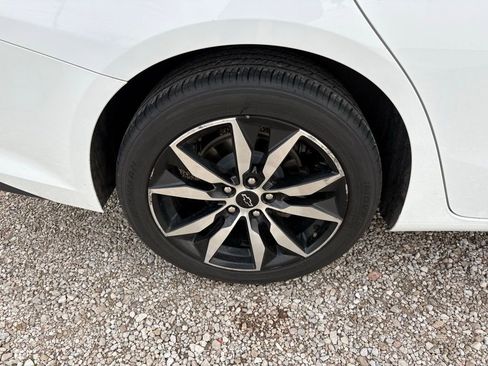 Used 2023 Chevrolet Malibu RS image 20