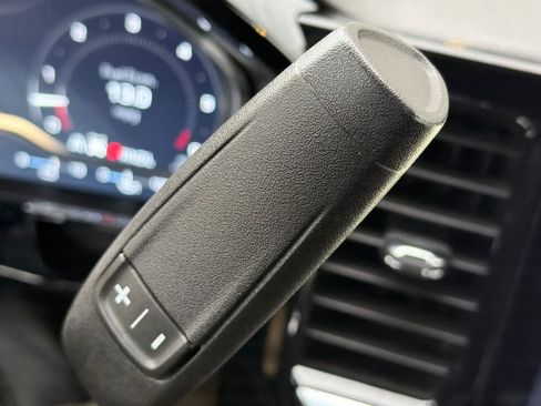 Used 2025 GMC Sierra 1500 SLT image 23