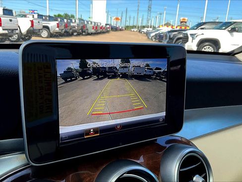 Used 2019 Mercedes-Benz GLC 300 image 27