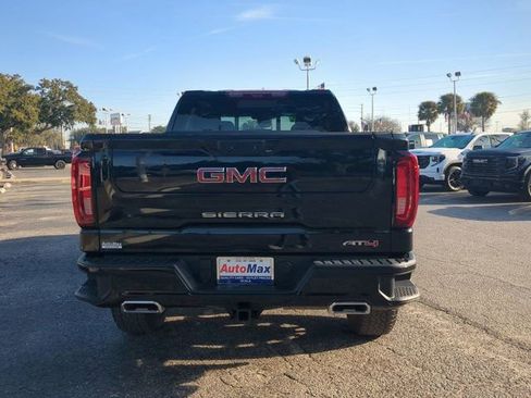 Used 2025 GMC Sierra 1500 AT4 w/ AT4 Premium Package image 5