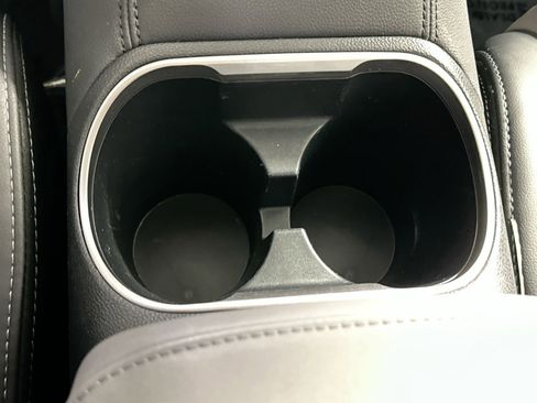 Used 2020 Subaru Outback Limited image 29