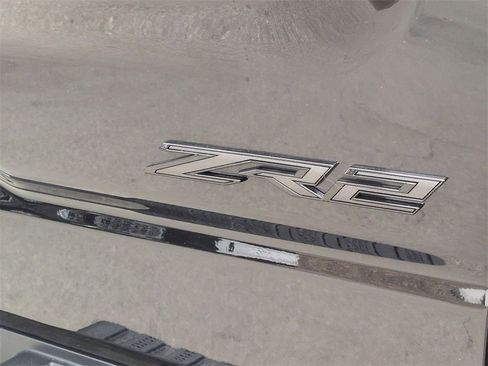 Used 2025 Chevrolet Silverado 1500 ZR2 w/ Technology Package image 26