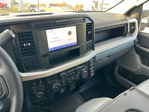 New 2026 Ford F450 XL w/ XL Chrome Package image 21