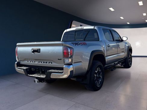 Used 2022 Toyota Tacoma TRD Off-Road image 5