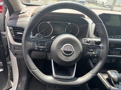 Certified 2023 Nissan Rogue SL w/ SL Premium Package AWD/4WD image 12