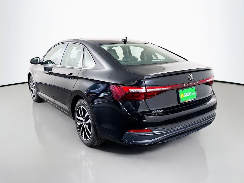 Used 2025 Volkswagen Jetta SE FWD image 7