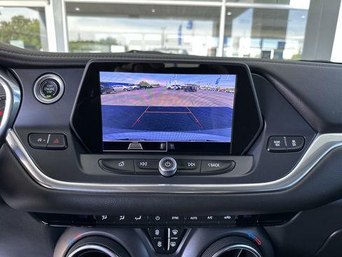 Used 2021 Chevrolet Blazer LT FWD image 14