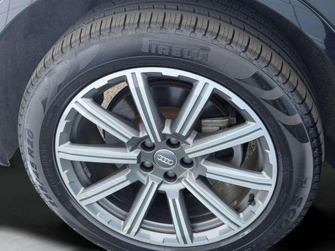 Used 2018 Audi Q7 3.0T Premium Plus w/ Premium Plus Package image 41