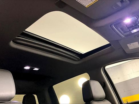Used 2019 Chevrolet Silverado 1500 LTZ w/ LTZ Texas Edition RWD image 14