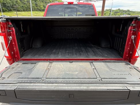 Used 2021 Ford F150 Lariat AWD/4WD image 13