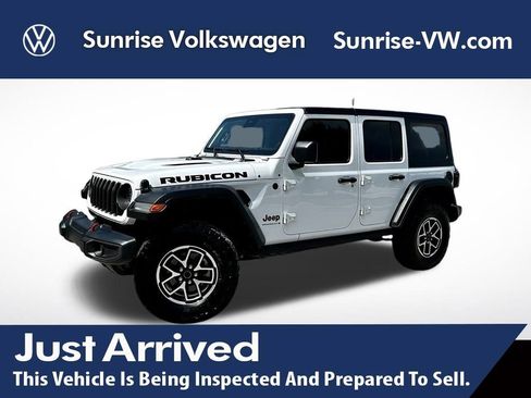 Used 2024 Jeep Wrangler Unlimited Rubicon AWD/4WD image 1