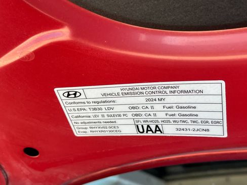 Used 2024 Hyundai Elantra SEL FWD image 30