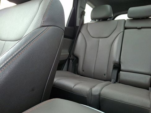 Used 2019 Hyundai Santa Fe Limited image 18