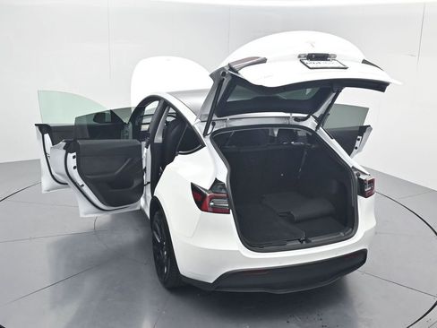 Used 2021 Tesla Model Y Long Range AWD/4WD image 48