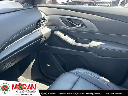 Certified 2023 Chevrolet Traverse LT w/ LT Premium Package AWD/4WD image 29