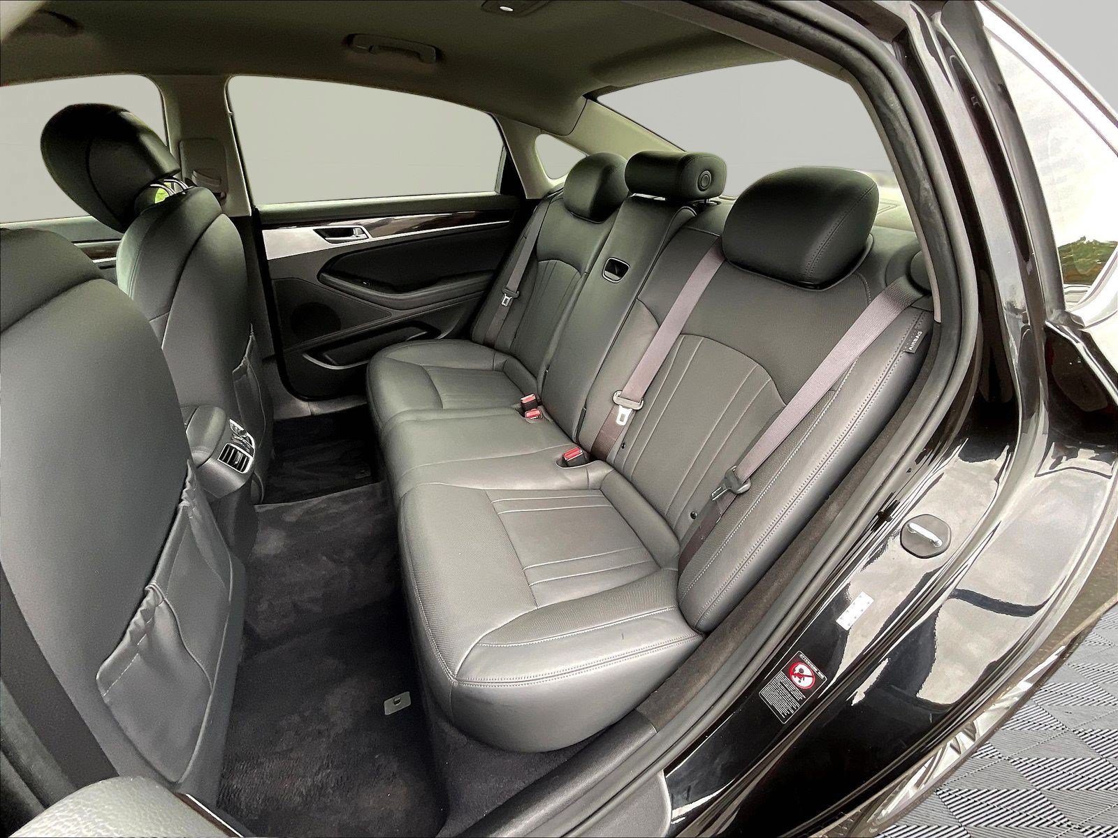 Used 2018 Genesis G80 3.8 AWD/4WD image 21