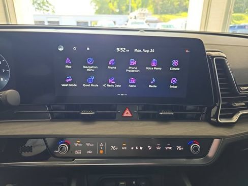 Certified 2025 Kia Sportage X-Pro AWD/4WD image 15