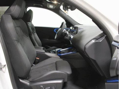 Used 2025 BMW X3 xDrive30i w/ M Sport Package image 14