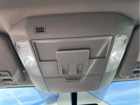 Used 2014 Toyota Tundra Limited image 19