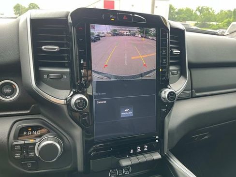 Used 2025 RAM 1500 Big Horn AWD/4WD image 32